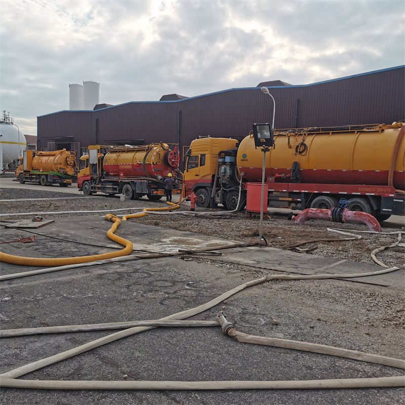 湘桥污水池清理